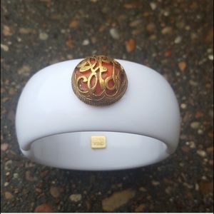 PRICE DROP!!! Designer Bracelet “John Wind” Thick Clasp Bangle Cuff